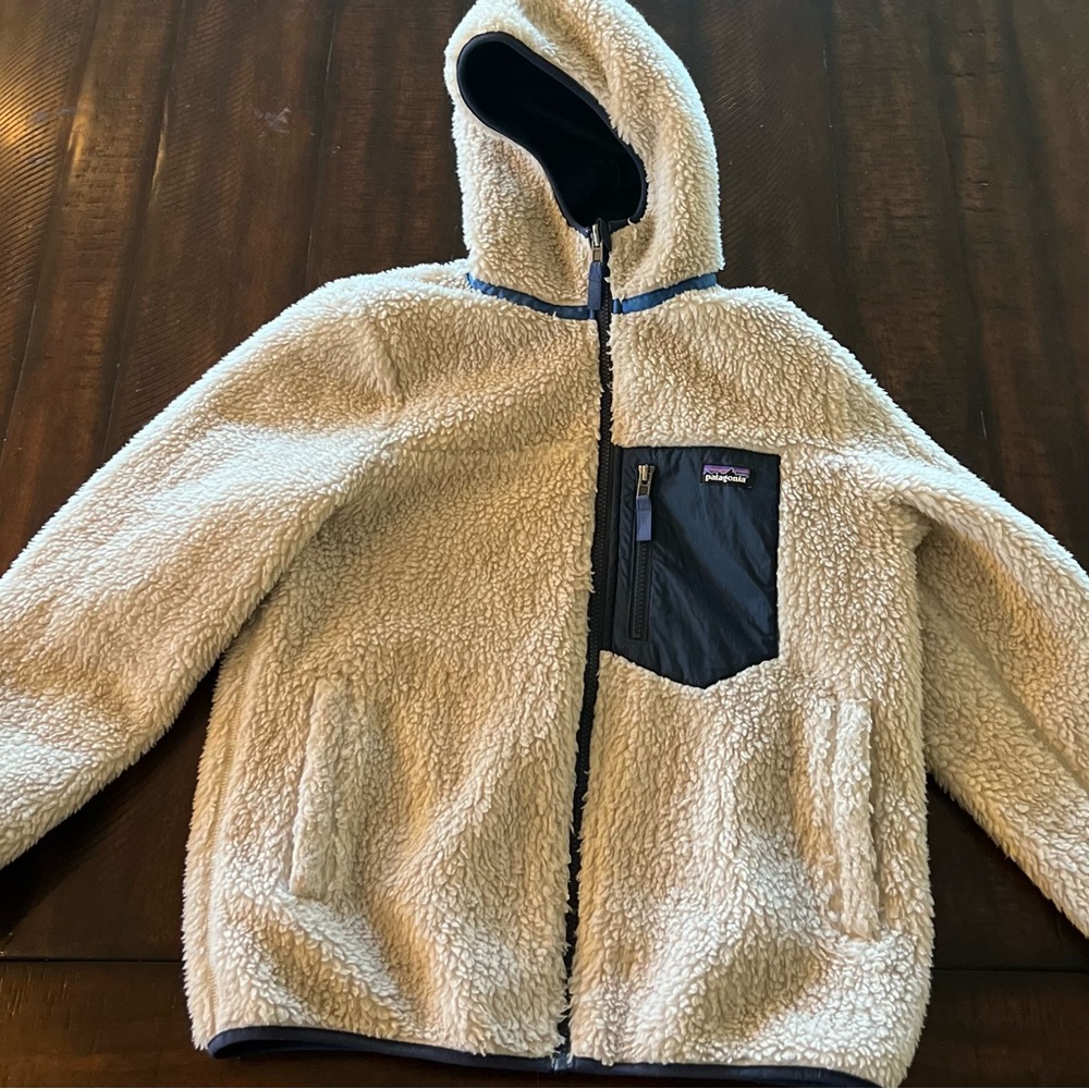 Patagonia Boys Jacket- 2 sided - two coats in one!
